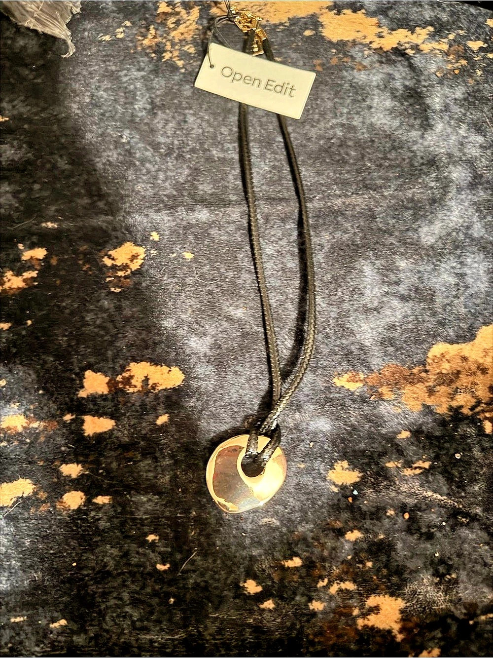 open edit Pendant Slider Necklace Black & Gold